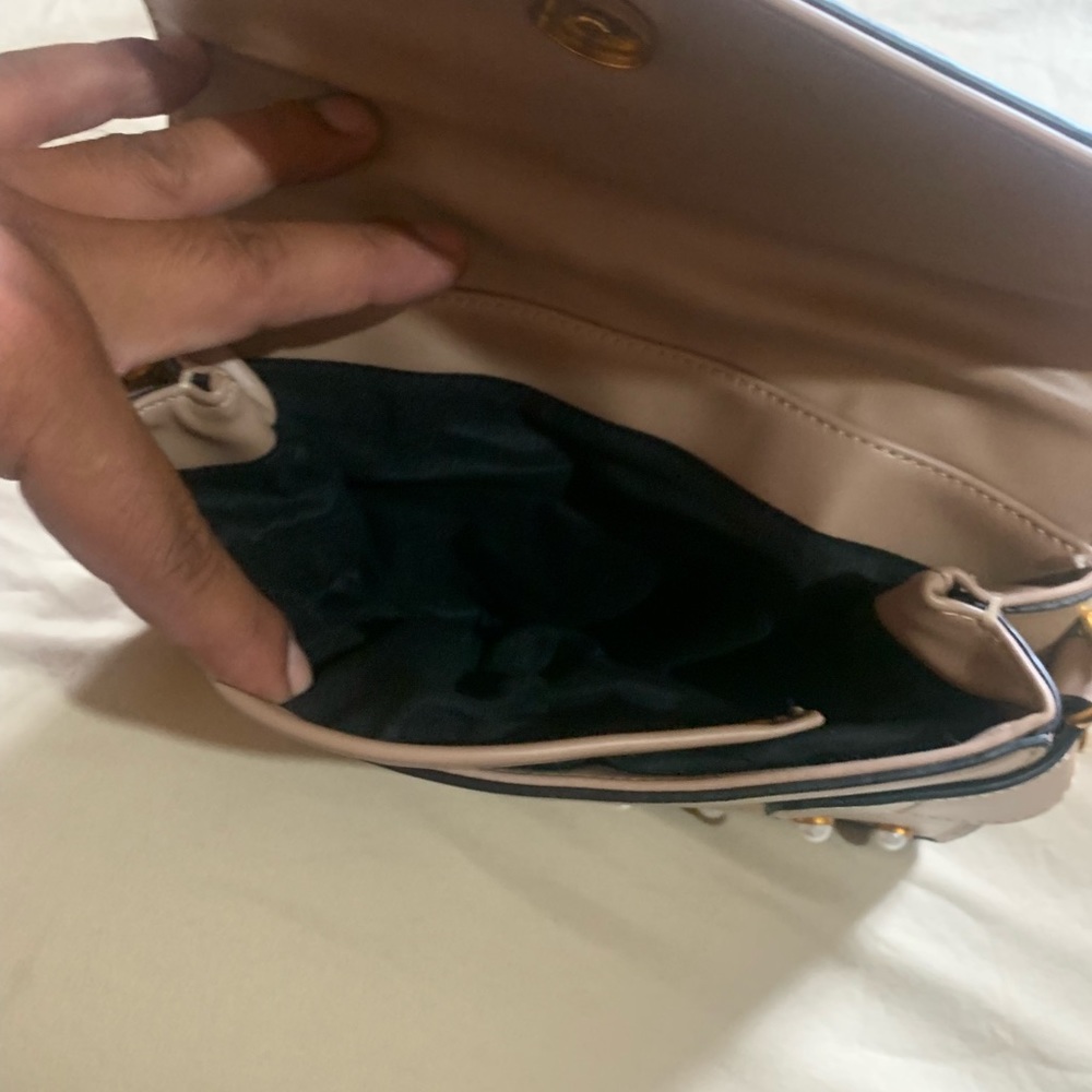 Purse - Picture 3 of 5